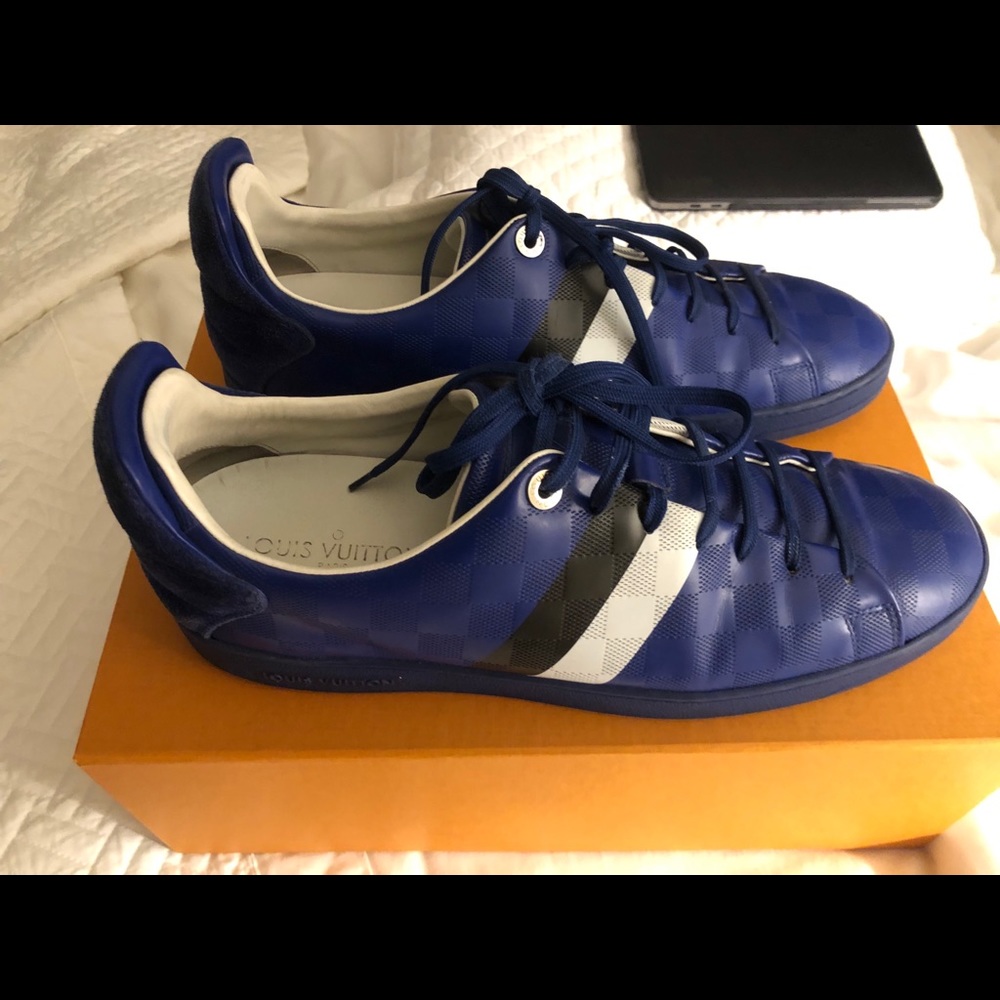 Louis Vuitton size 10 sneaker